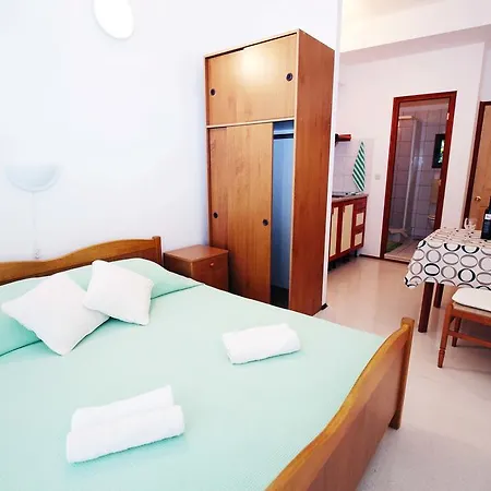Apartamento Leo Katic *