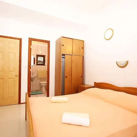 Appartamento Leo Katic Lastovo