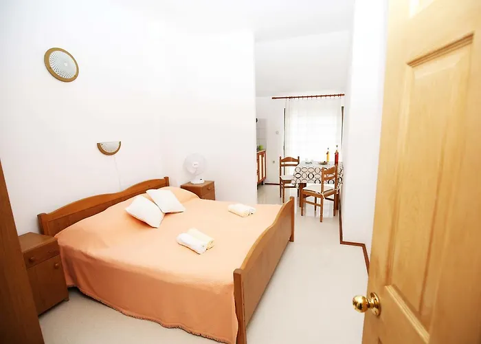 Apartamento Leo Katic