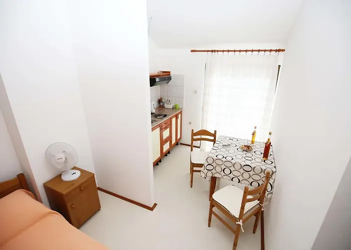 Leo Katic Apartamento Lastovo